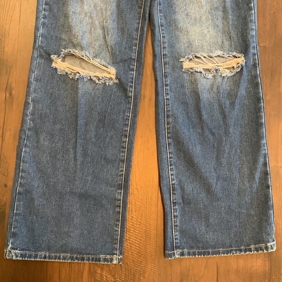 SHEIN MATERNITY JEANS DISTRESSED WIDE LEG - Picture 2 of 9